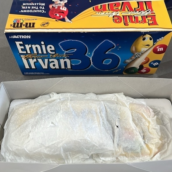 NASCAR - Ernie Irvan #36 M&M Countdown to Millennium 1999 1:24 - Picture 3 of 10